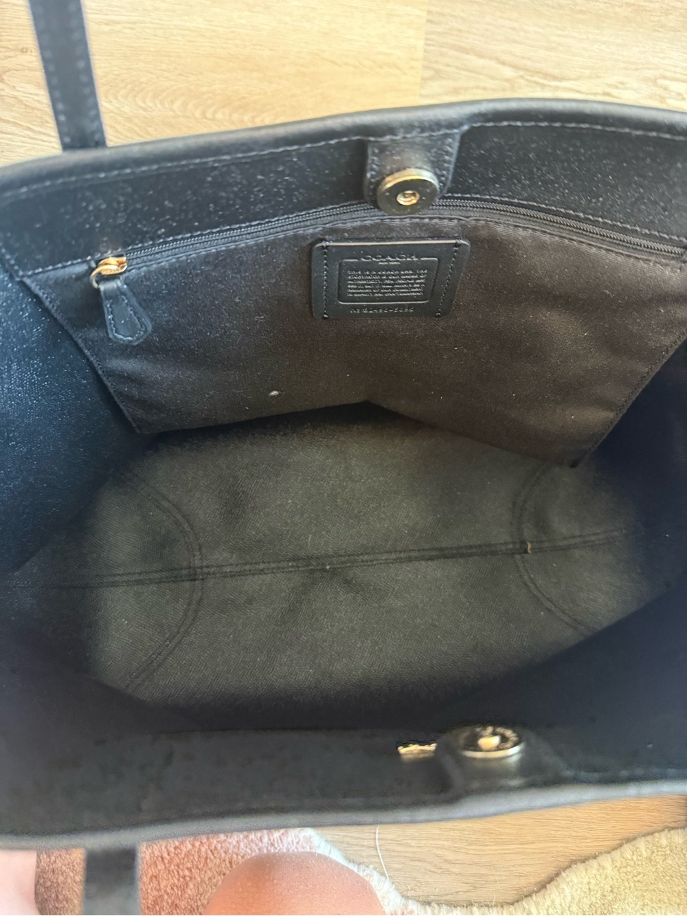 Coach Brown Signature large Logo Tote with Black Straps - Picture 3 of 4